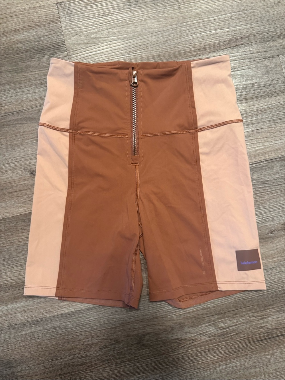 Lululemon High-Waist Two-Tone Women's Bike Shorts Size Small